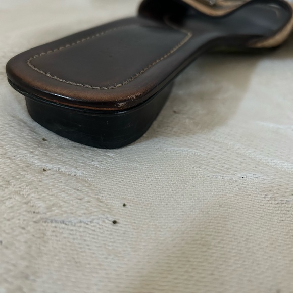 Vintage Ann Taylor Basket Weave and Brown Strap Slip On Style Sandal - Picture 7 of 9